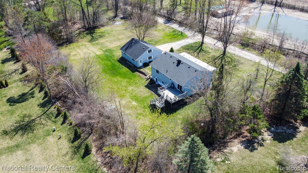747 North Beck Road Canton, MI 48187 - Photo 4 of 48
