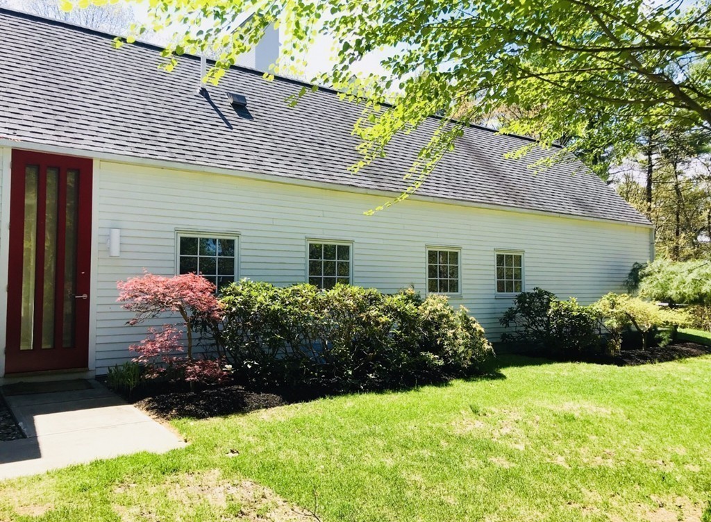 44 Spruce Hill Road Weston, MA 02493 - Photo 24 of 26 Gallery Image 24
