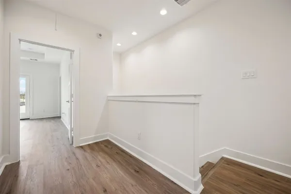 $2,800 | 3504 Caplin Street, Unit B, Houston, TX 77026