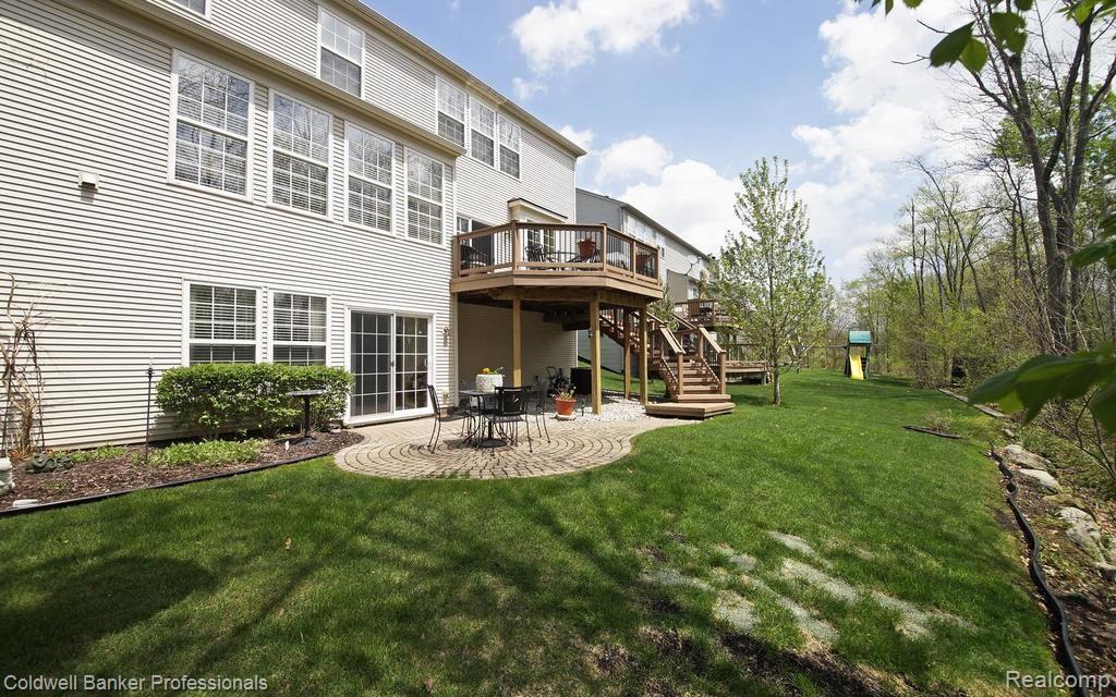 4104 Merriman Loop Howell, MI 48843 - Photo 27 of 27 27-photo-web-1024x640-177808.jpg