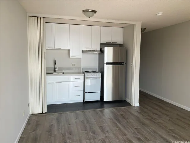 $2,100 | 2345 Ala Wai Boulevard, Unit 2616, Honolulu, HI 96815