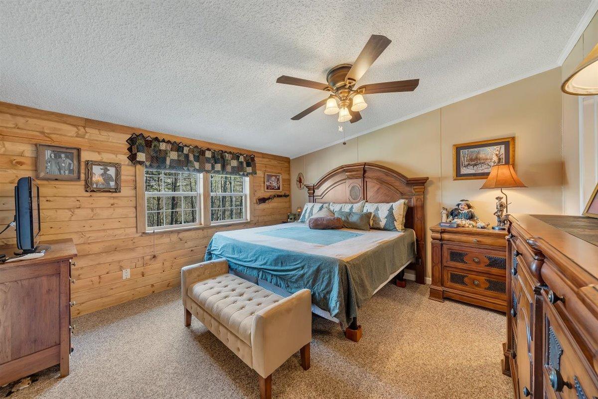 1112 Sandy Ford Road Blue Ridge, VA 24064 - Photo 13 of 35 Spacious Master Suite