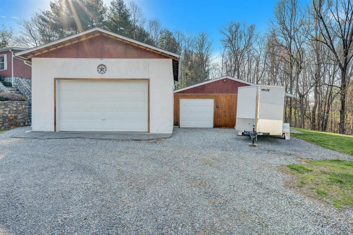 1112 Sandy Ford Road Blue Ridge, VA 24064 - Photo 25 of 35 Detached Garagee