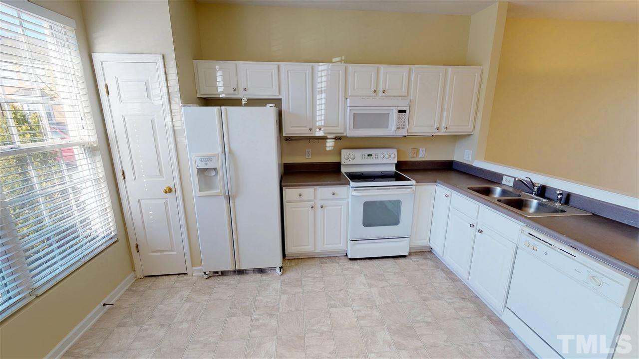 1721 Grace Brook Road Raleigh, NC 27609 - Photo 3 of 16