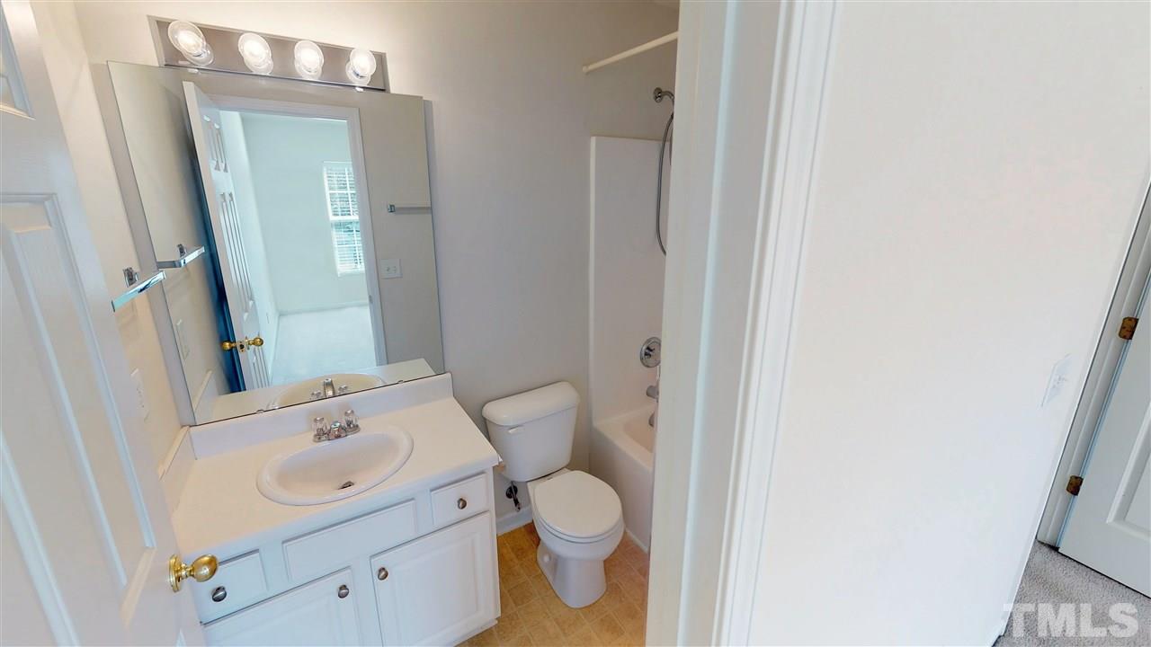 1721 Grace Brook Road Raleigh, NC 27609 - Photo 10 of 16