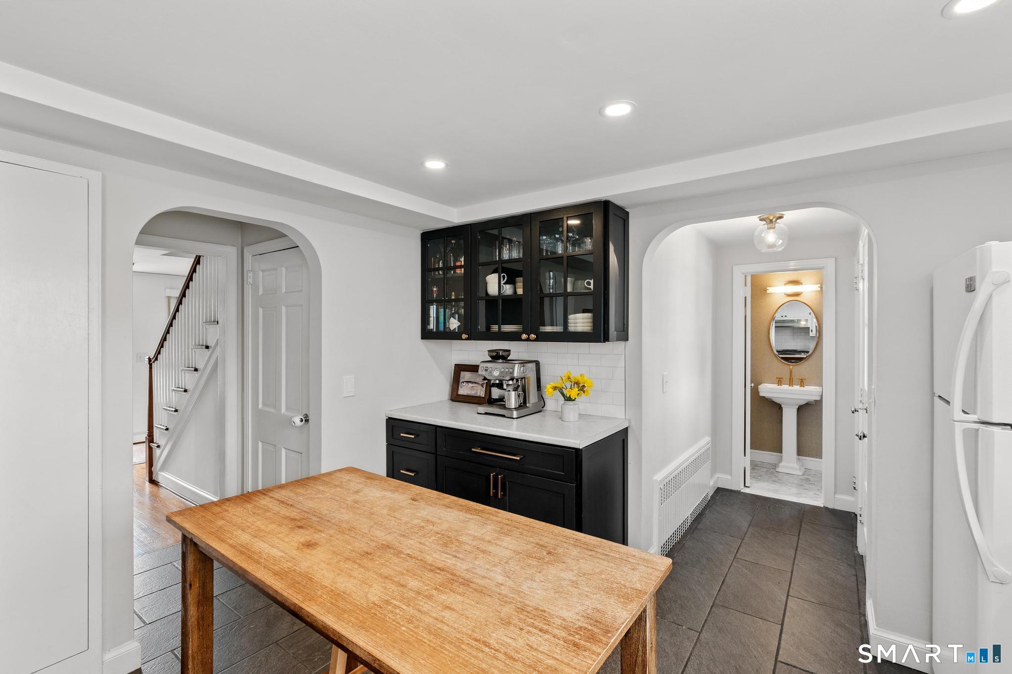 40 Fairlee Road West Hartford, CT 06107 - Photo 15 of 40 Great architectural details include arched doorways!