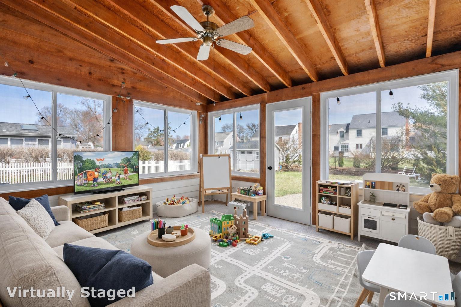 40 Fairlee Road West Hartford, CT 06107 - Photo 18 of 40 (This photo has been virtually staged.)