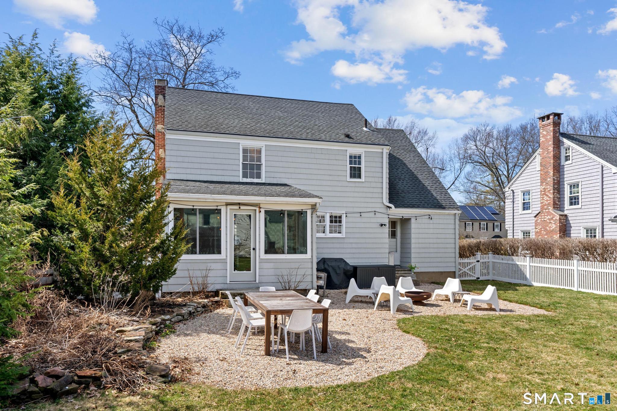 40 Fairlee Road West Hartford, CT 06107 - Photo 39 of 40