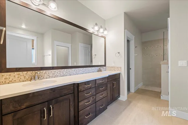 $899,990 | 6052 West Venetian Drive, Eagle, ID 83616