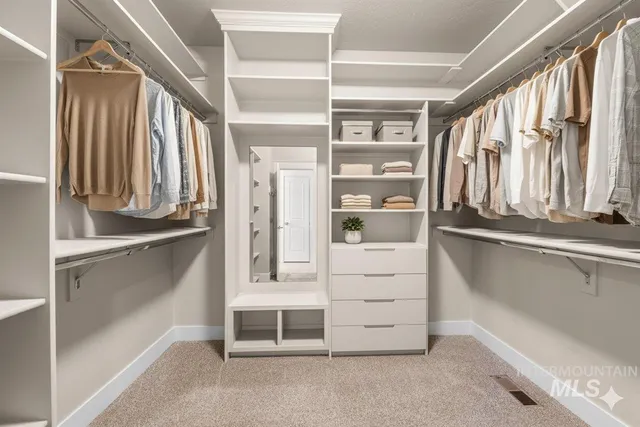 $899,990 | 6052 West Venetian Drive, Eagle, ID 83616