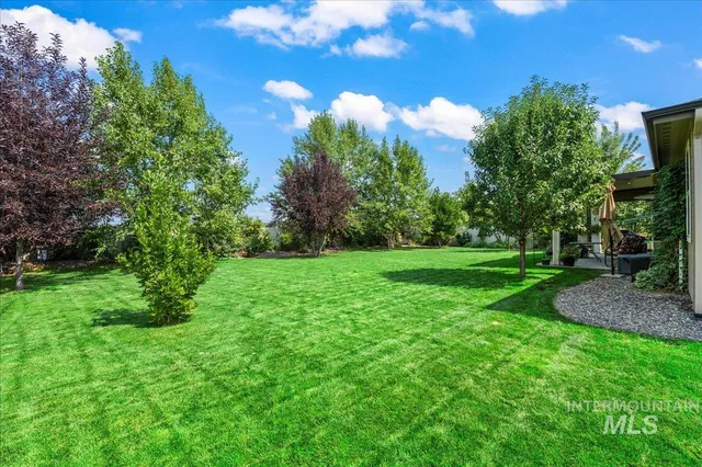 $899,990 | 6052 West Venetian Drive, Eagle, ID 83616