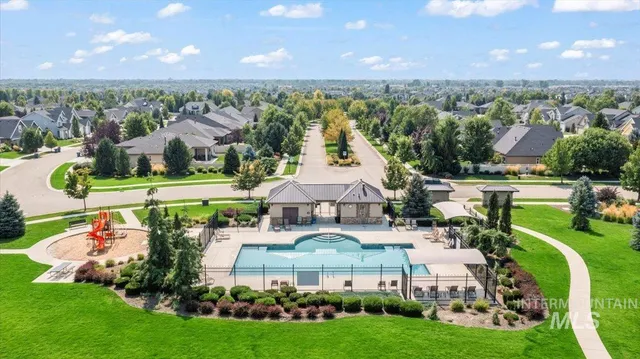 $899,990 | 6052 West Venetian Drive, Eagle, ID 83616