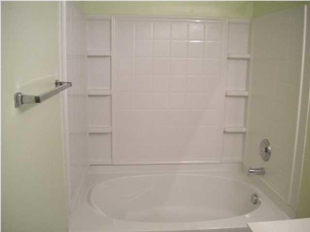 113 Woodward Road Goose Creek, SC 29445 - Photo 10 of 16 20150717184218830578000000-o