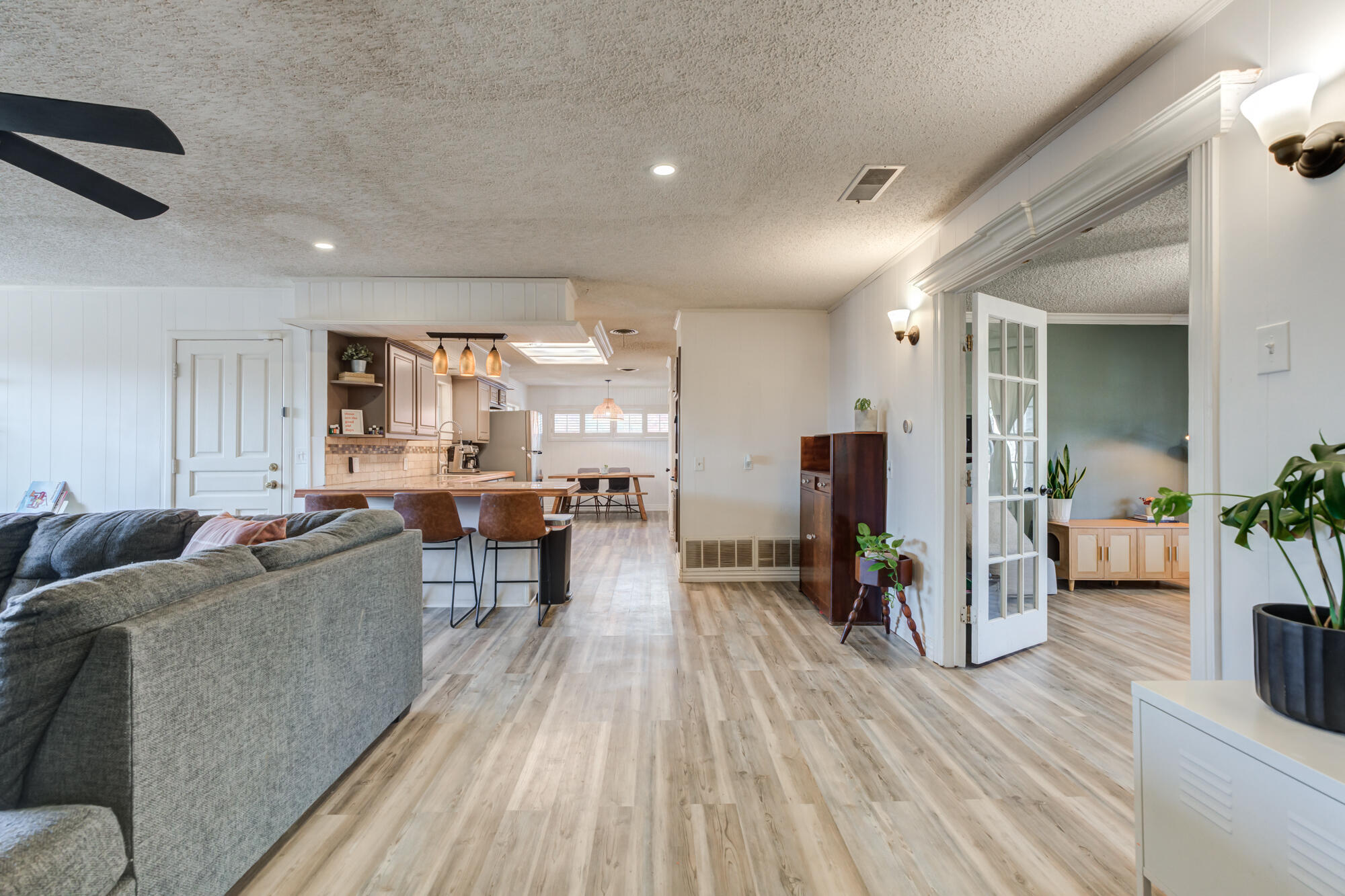 2513 59th Street Lubbock, TX 79413 - Photo 12 of 45 DSC05456_57_58_59_60