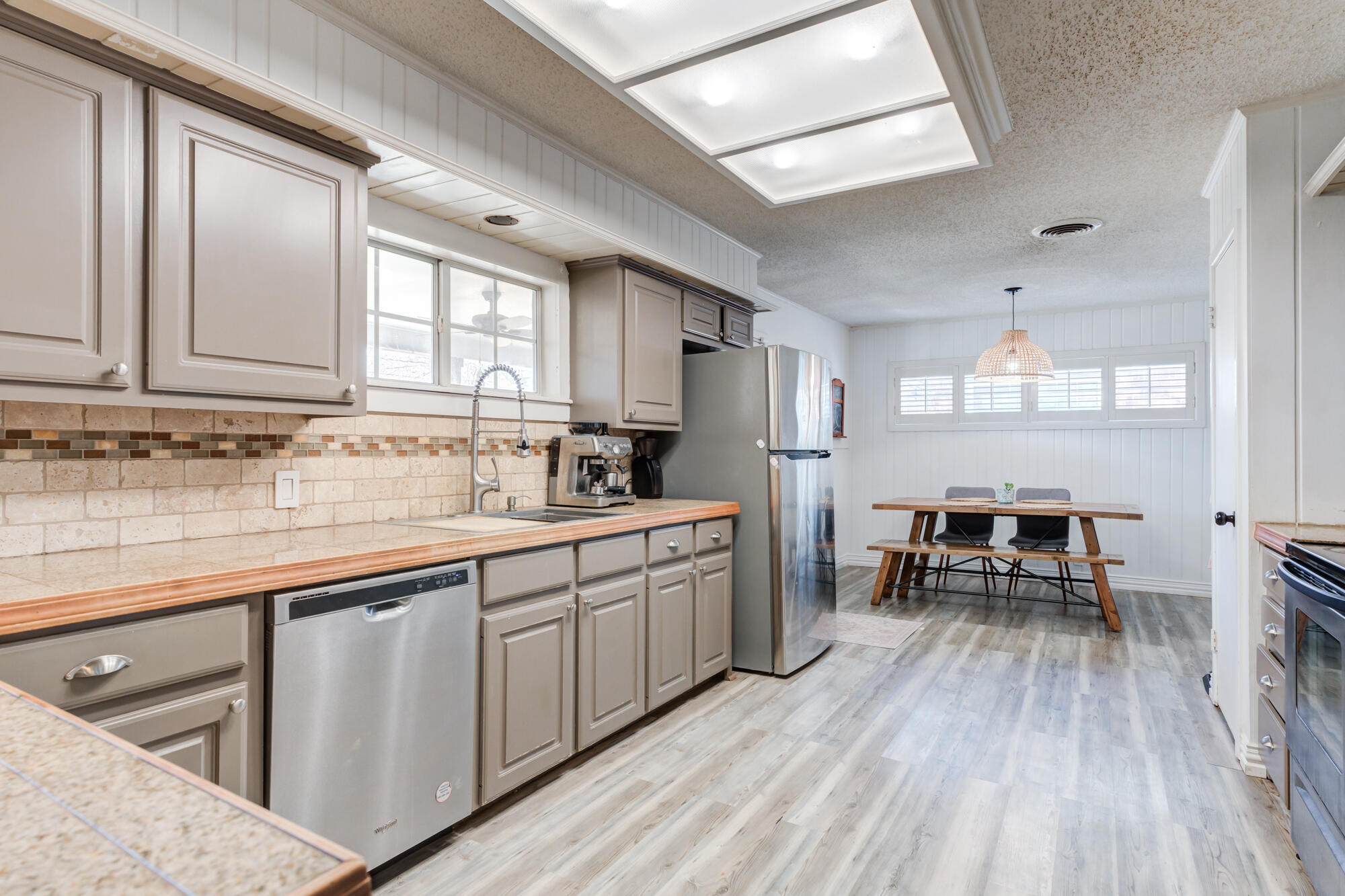 2513 59th Street Lubbock, TX 79413 - Photo 16 of 45 DSC05481_2_3_4_5