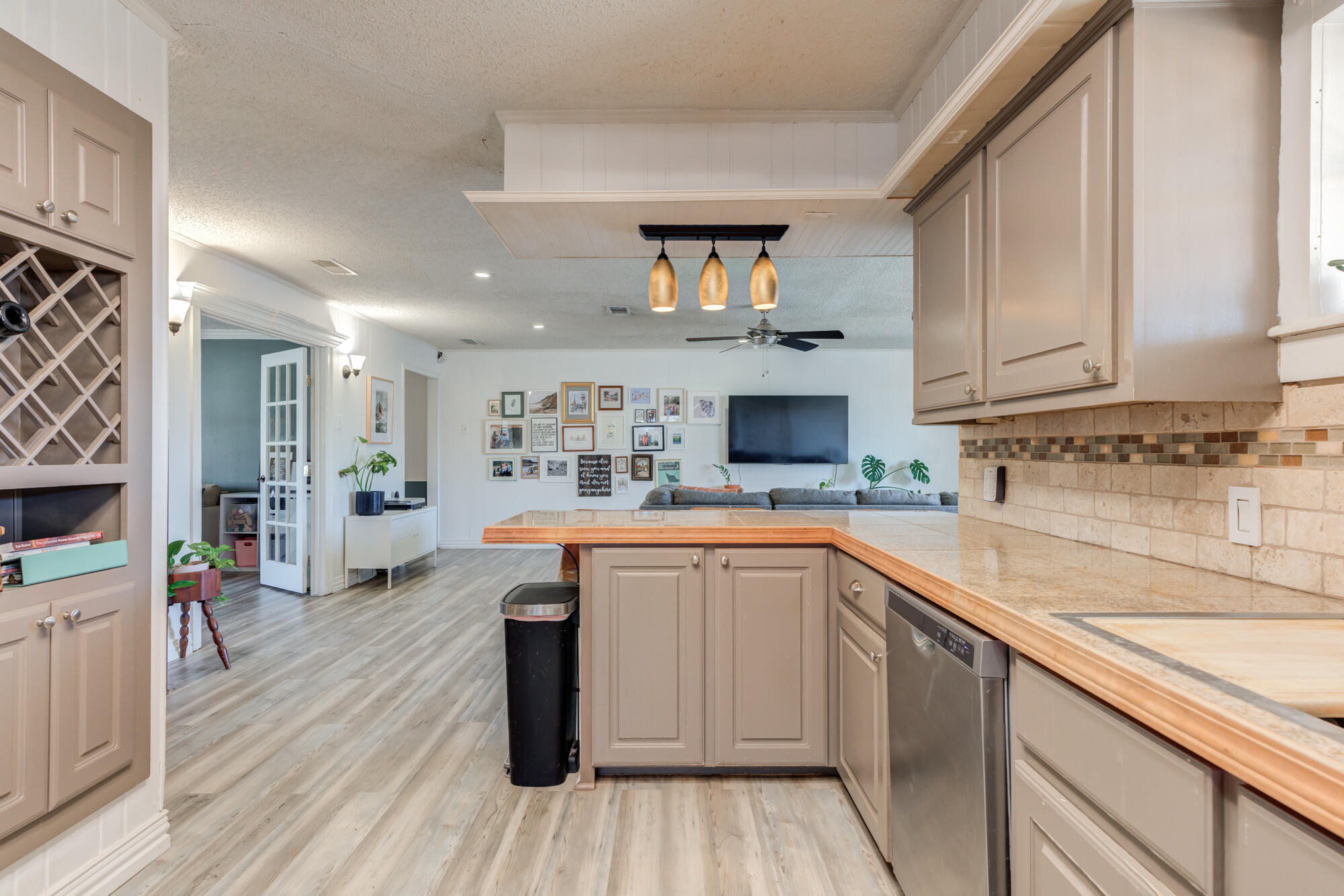 2513 59th Street Lubbock, TX 79413 - Photo 19 of 45 DSC05516_17_18_19_20