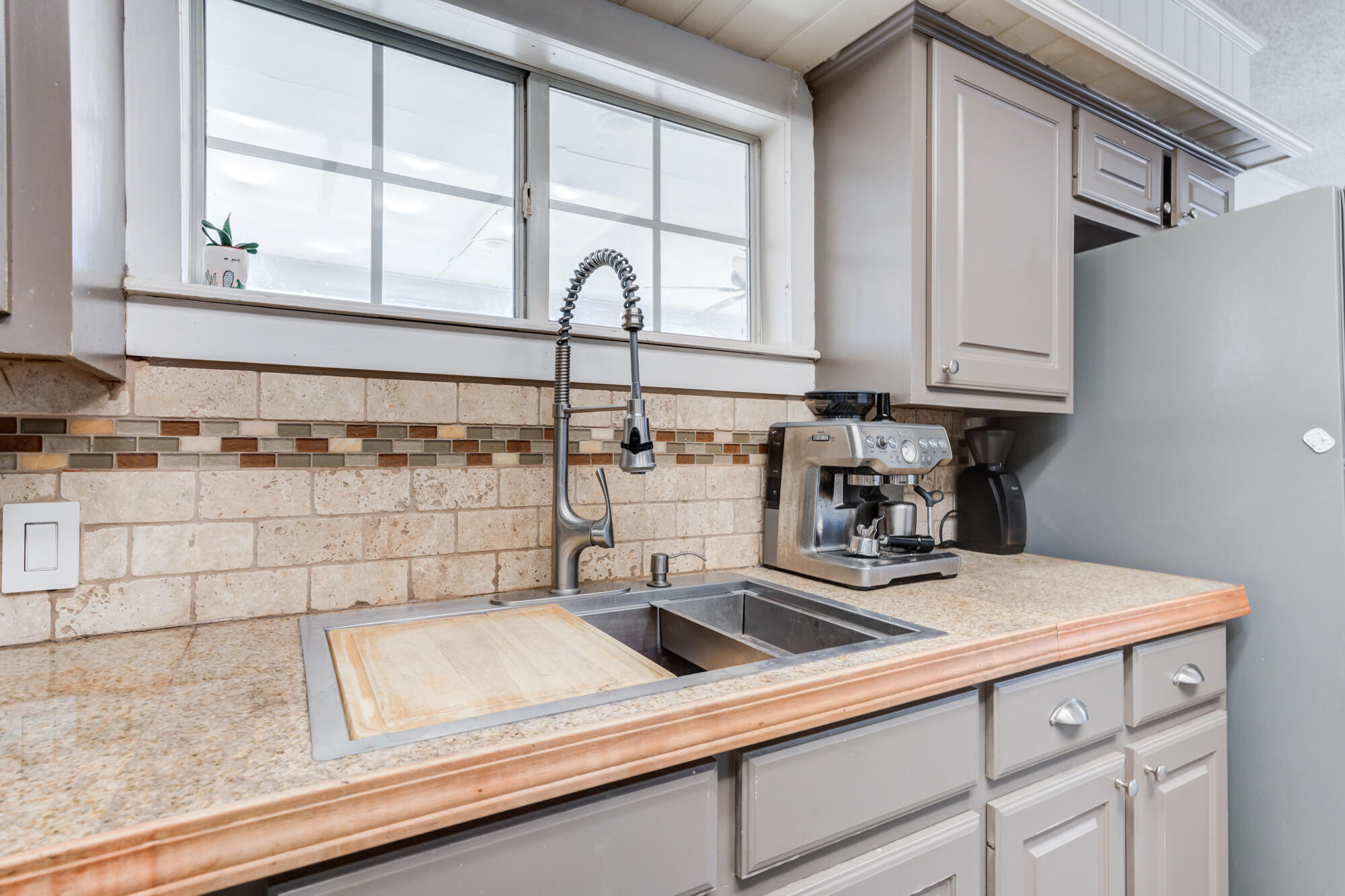 2513 59th Street Lubbock, TX 79413 - Photo 21 of 45 DSC05496_497_498_499_500