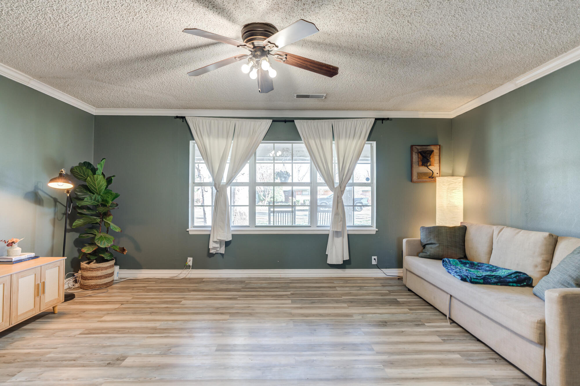 2513 59th Street Lubbock, TX 79413 - Photo 24 of 45 DSC05461_2_3_4_5