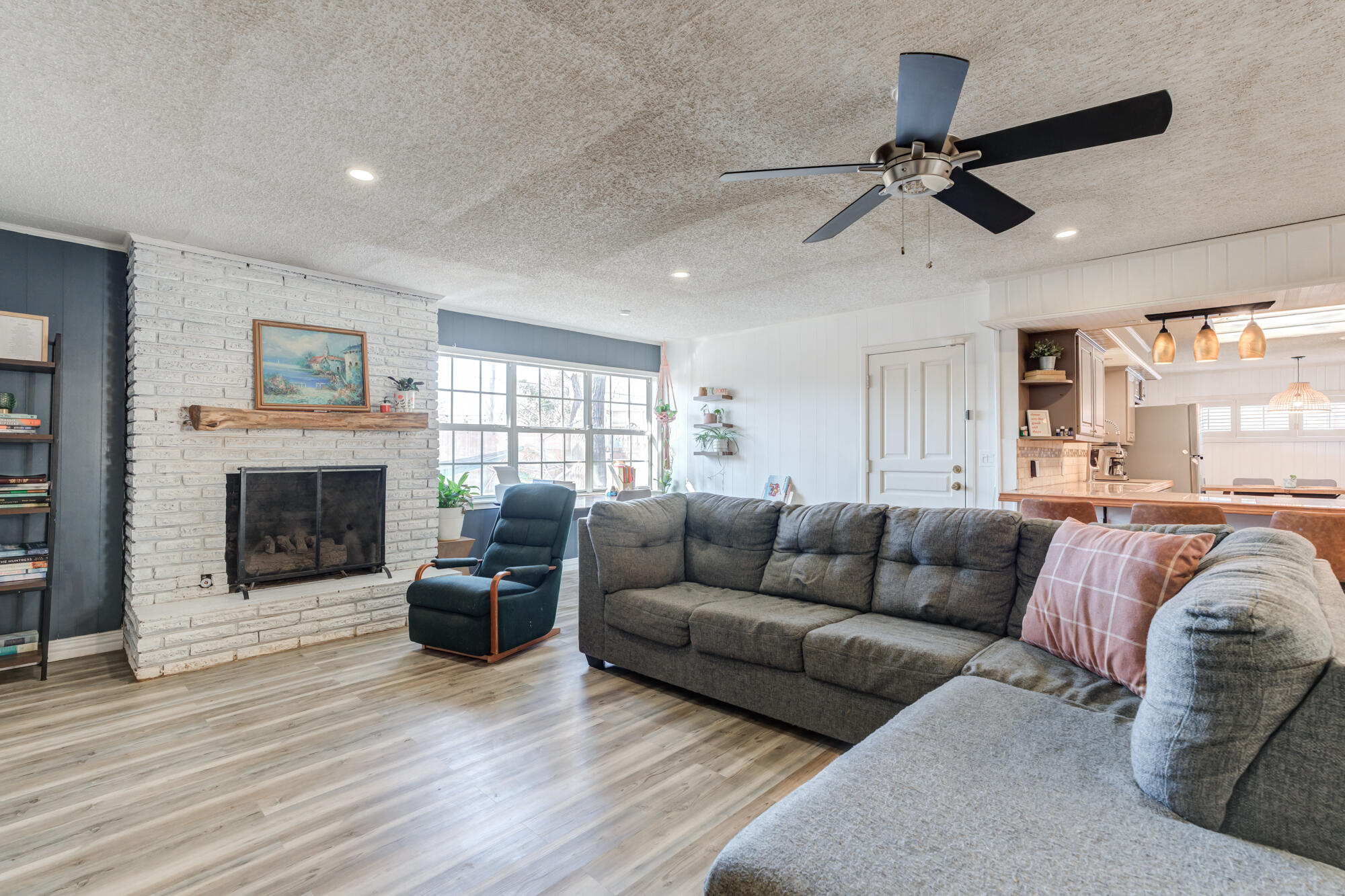 2513 59th Street Lubbock, TX 79413 - Photo 7 of 45 DSC05421_2_3_4_5