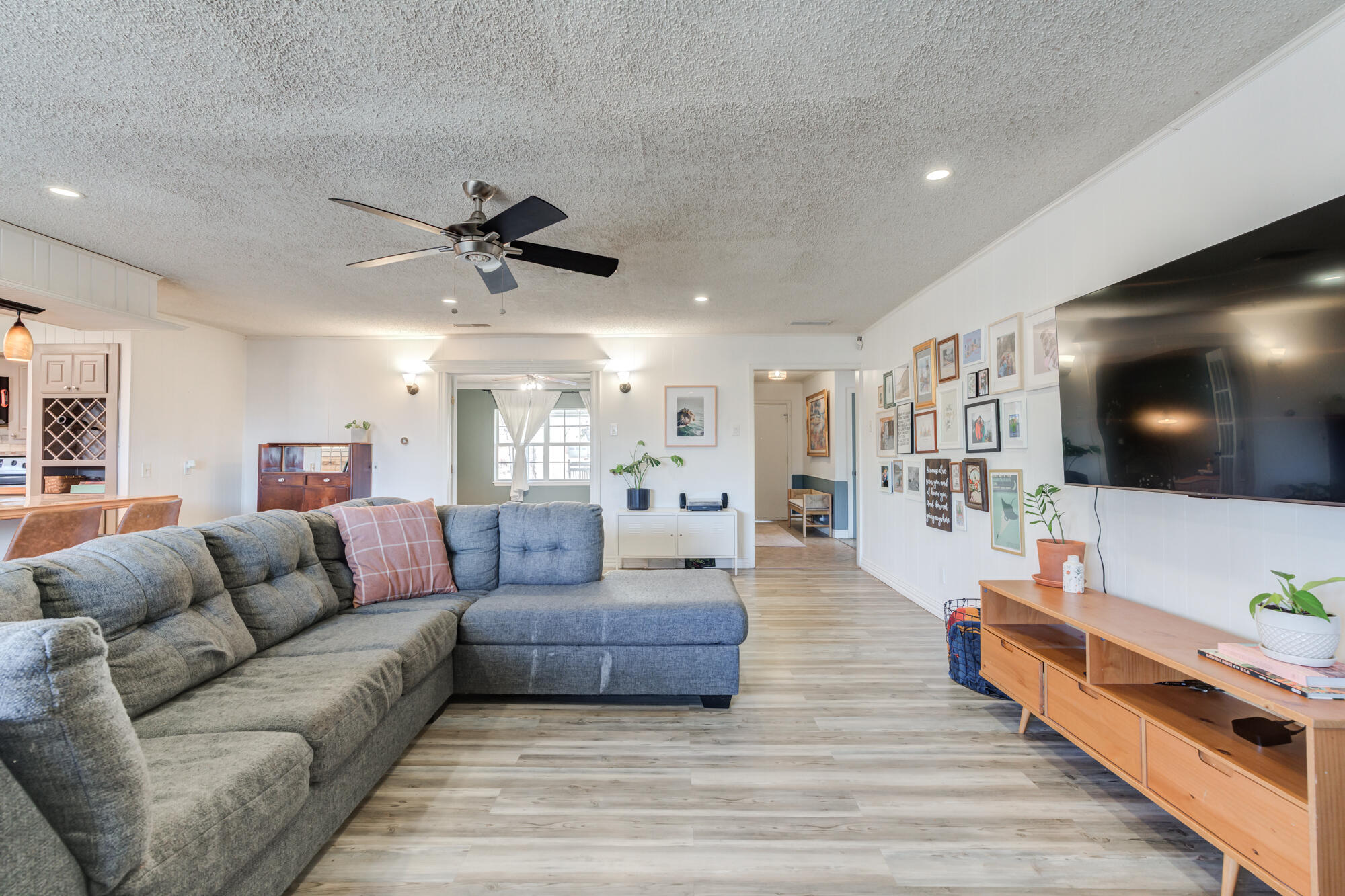 2513 59th Street Lubbock, TX 79413 - Photo 9 of 45 DSC05431_2_3_4_5