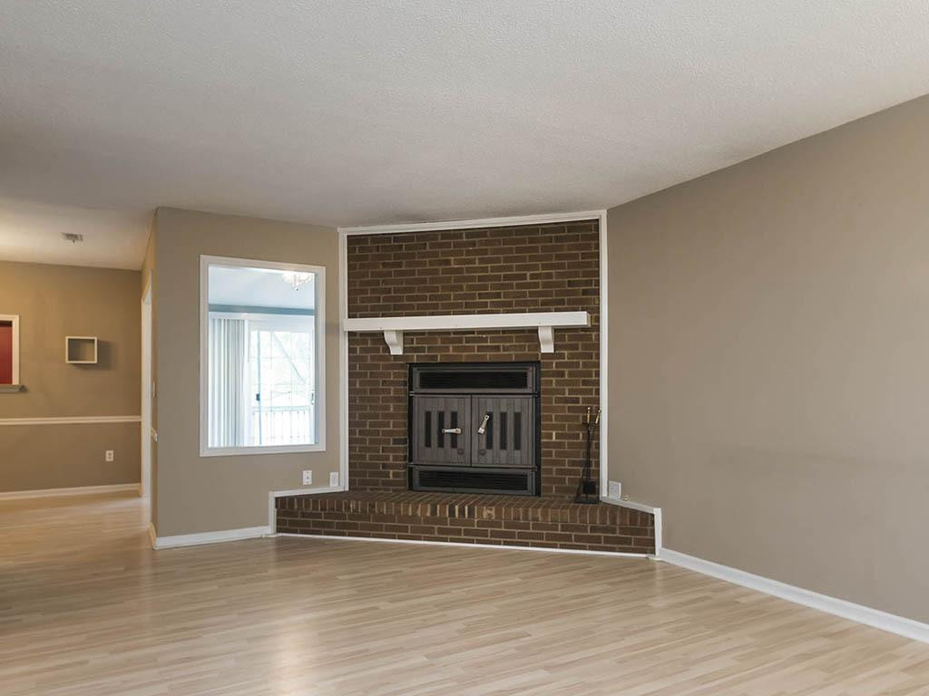 2014 Malone Road Burlington, NC 27215 - Photo 4 of 24 Gallery Image 4