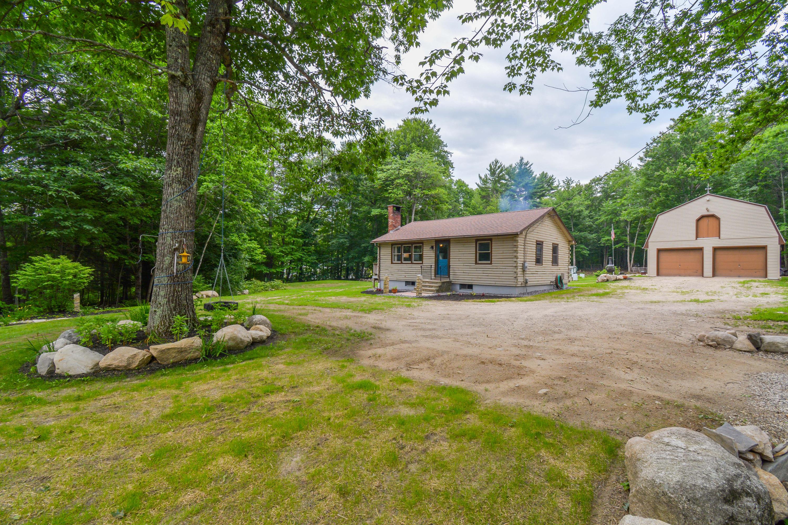 105 Gore Road Raymond, ME 04071 - Photo 2 of 30 DSC_9120