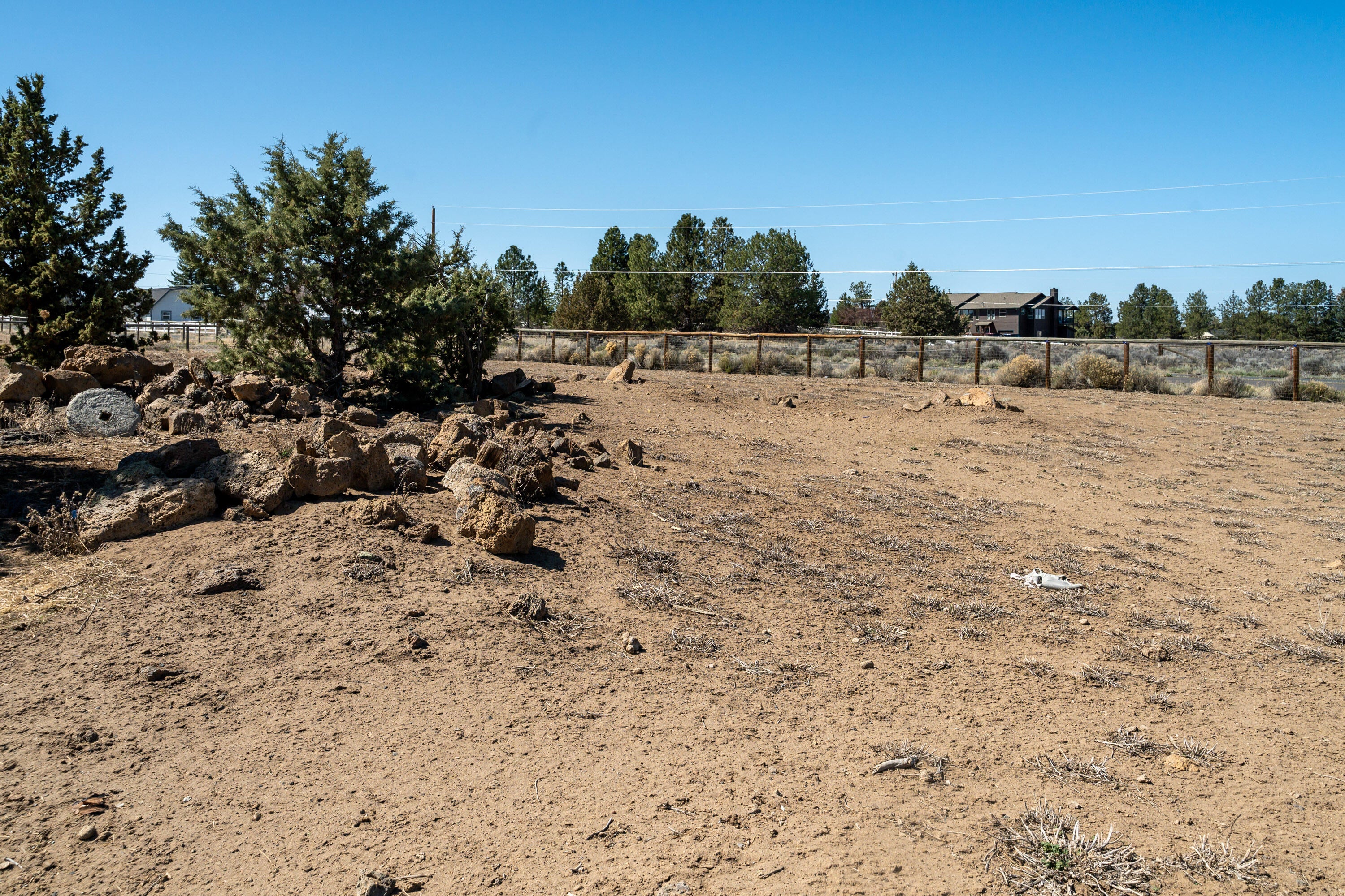 22540 Rickard Road Bend, OR 97702 - Photo 71 of 79 TPark_6528_041425