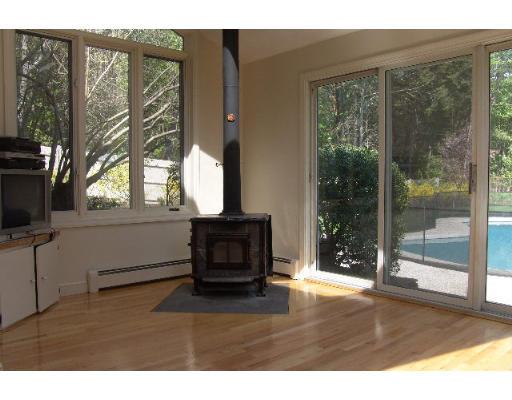 6 Longmeadow Road Hingham, MA 02043 - Photo 3 of 19 Gallery Image 3