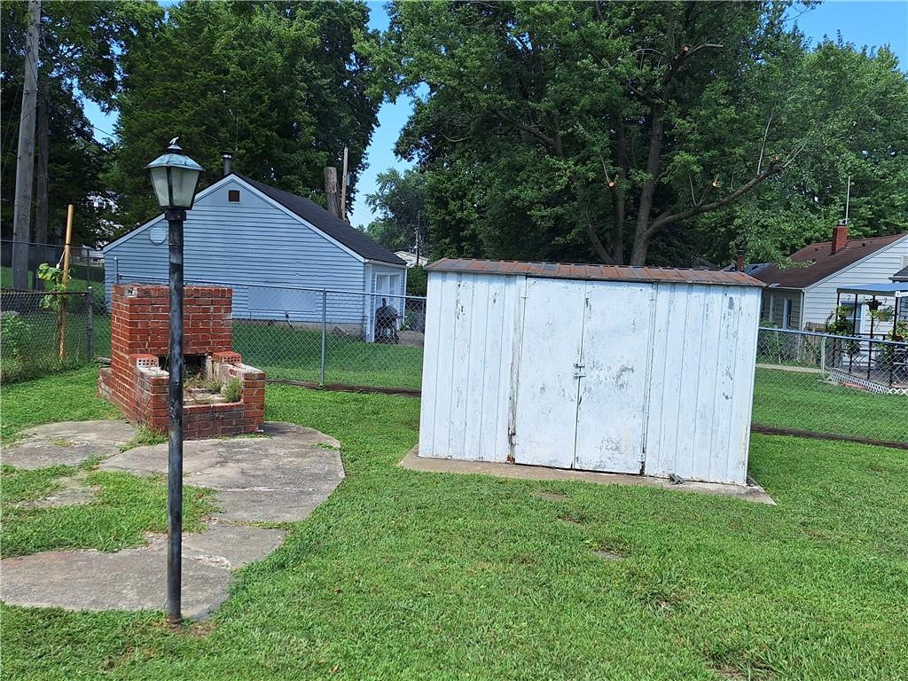 10214 East Sheley Road Independence, MO 64052 - Photo 10 of 35 Gallery Image 10