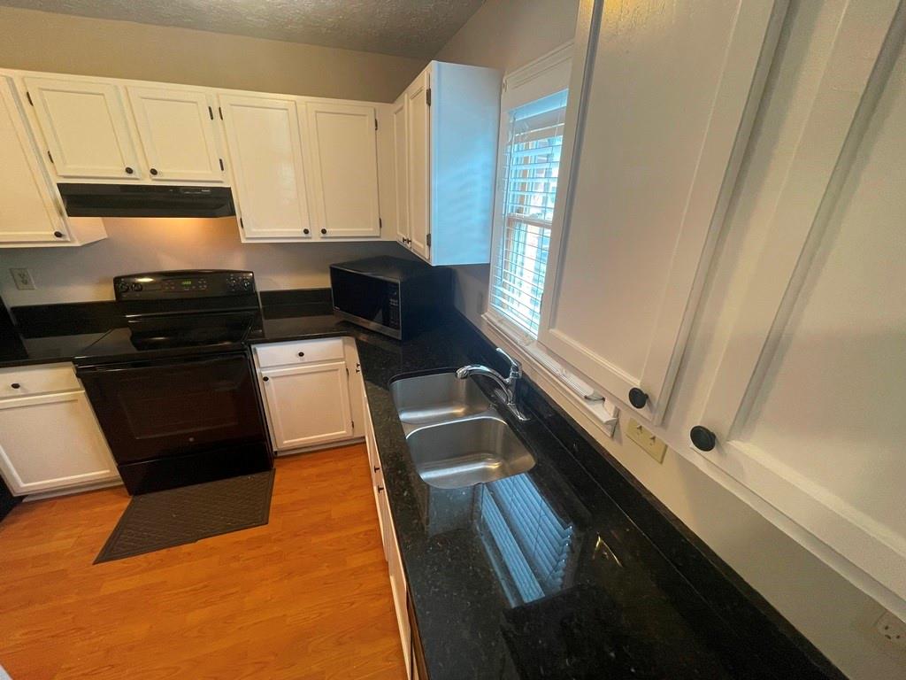 2906 Webb Bridge Road Alpharetta, GA 30009 - Photo 4 of 25