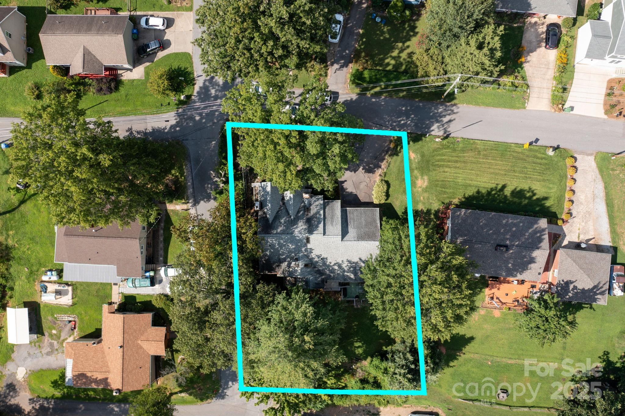 115 Oakland Road Asheville, NC 28801 - Photo 30 of 32 an aerial view of a city