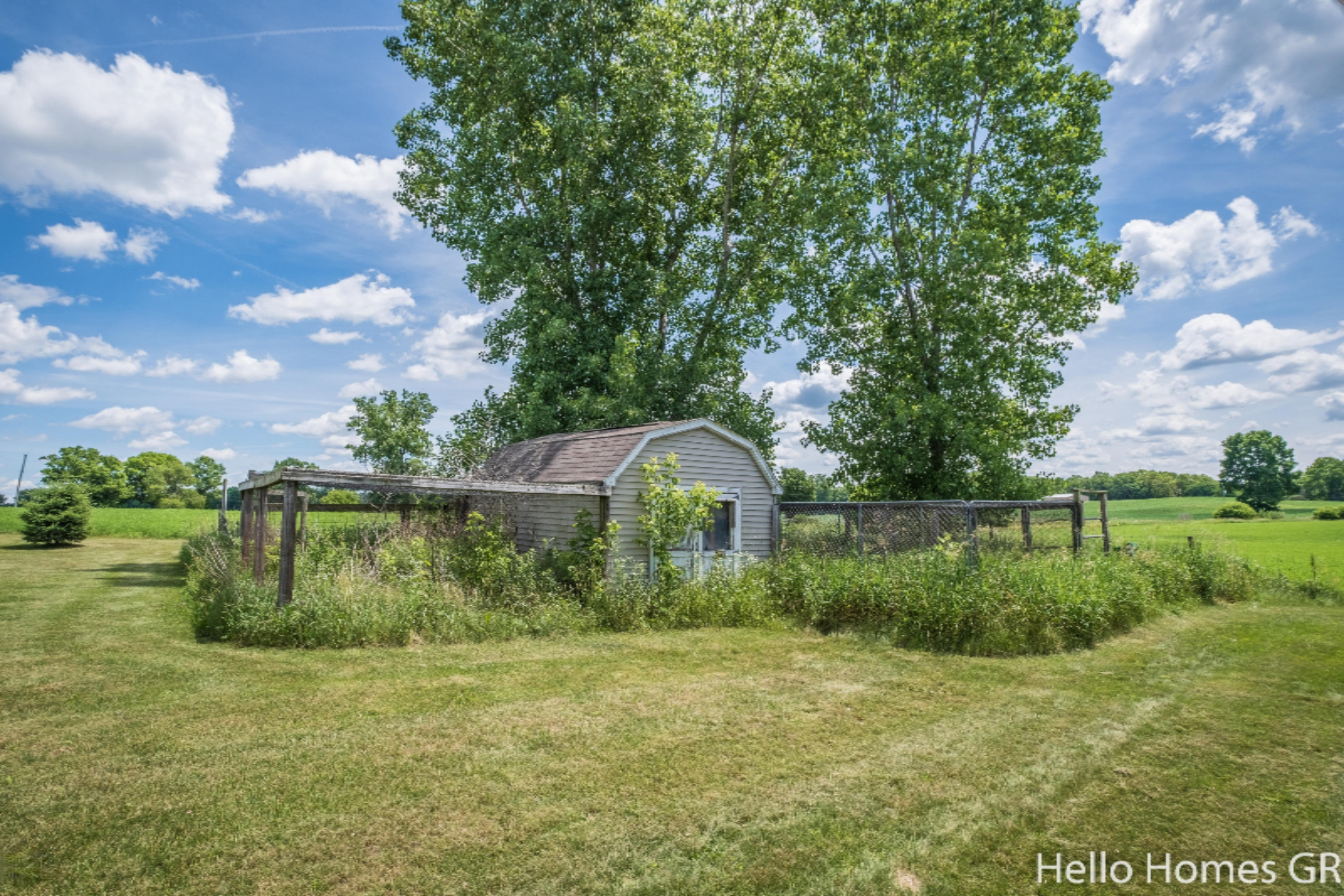 1274 South Marble Road Lowell, MI 49331 - Photo 54 of 69 Chicken koop