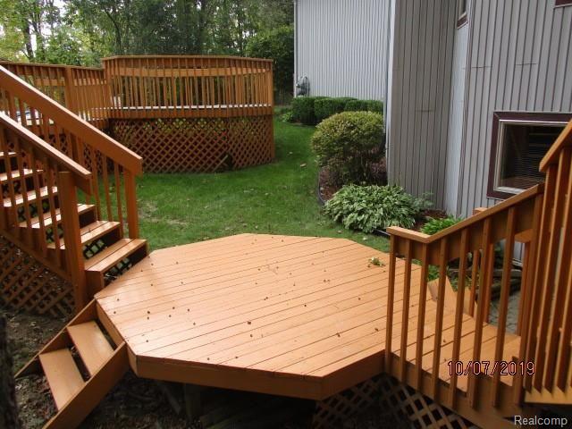 11080 Tipsico Lake Road Fenton, MI 48430 - Photo 10 of 41 IMG_3948.JPG