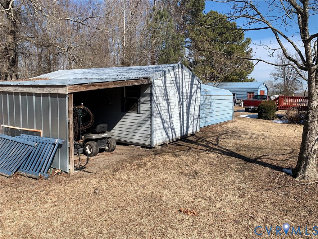 15532 Sandy Field Road Stony Creek, VA 23882 - Photo 8 of 20