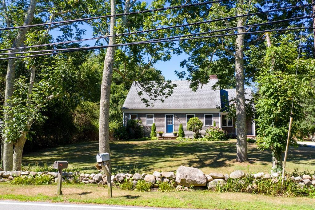 22 Prospect Road Mattapoisett, MA 02739 - Photo 3 of 28 Gallery Image 3
