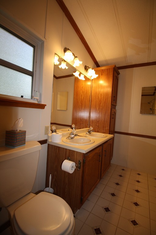 5 Anna Street Raynham, MA 02767 - Photo 21 of 29 Gallery Image 21