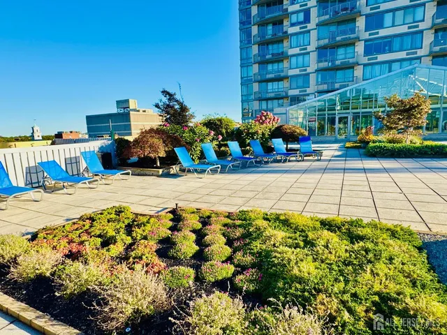 $575,000 | 1 Spring Street, Unit 2403, New Brunswick, NJ 08901