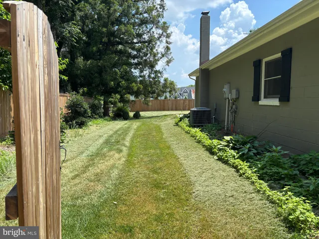 $3,200 | 40497 Little River Turnpike, Aldie, VA 20105