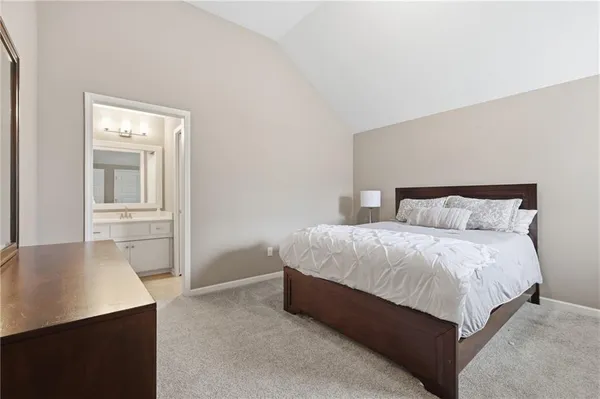 $675,000 | 7310 Northwest Clore Drive, Parkville, MO 64152