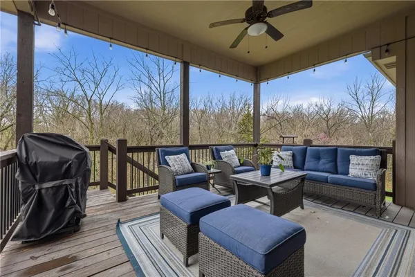 $675,000 | 7310 Northwest Clore Drive, Parkville, MO 64152