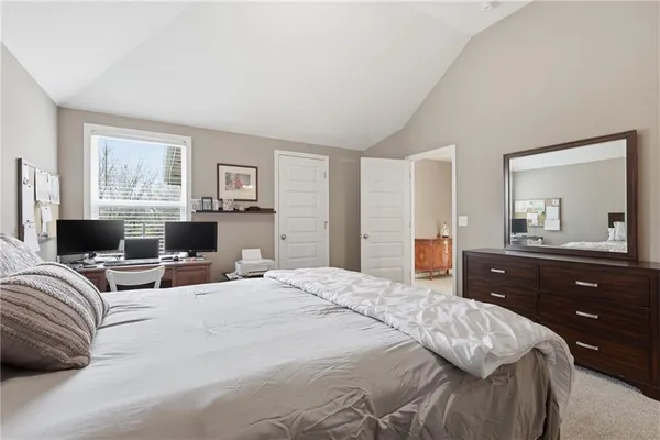 $675,000 | 7310 Northwest Clore Drive, Parkville, MO 64152