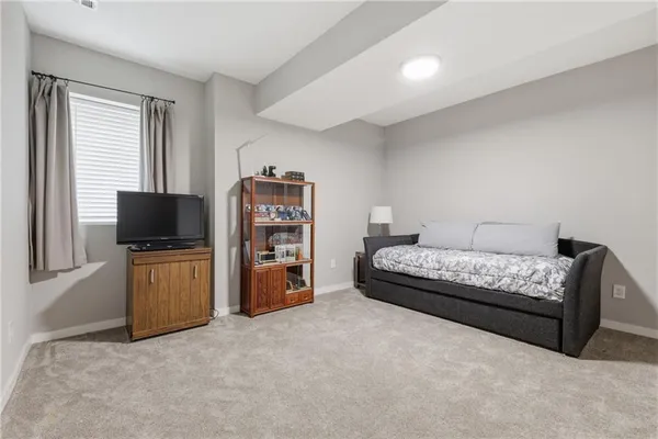 $675,000 | 7310 Northwest Clore Drive, Parkville, MO 64152