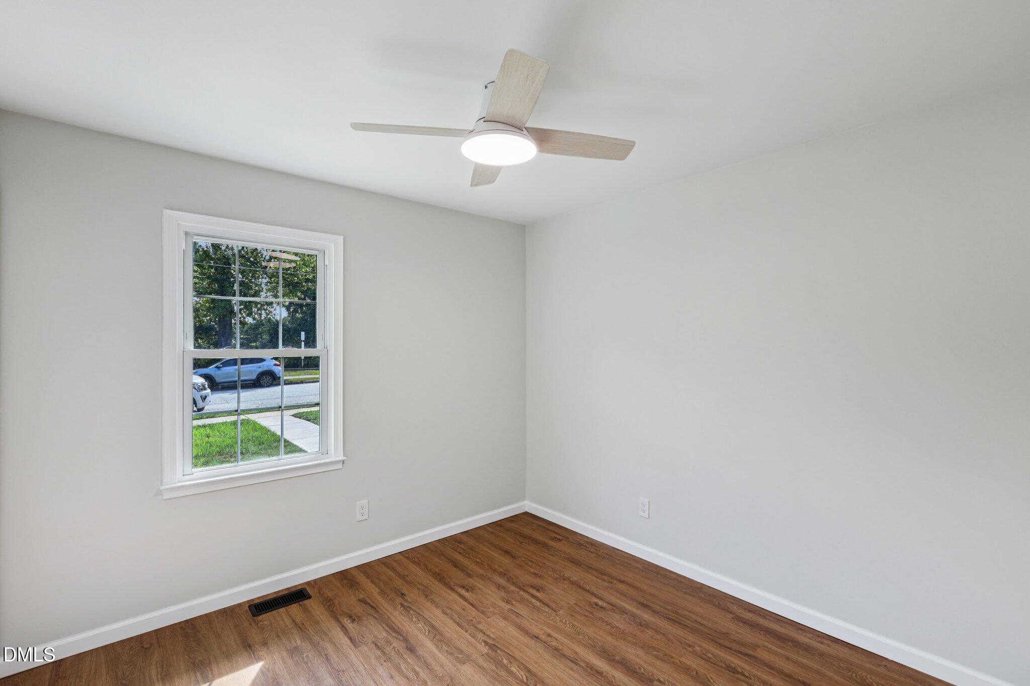 1121 Marlborough Road Raleigh, NC 27610 - Photo 10 of 27 10-web-or-mls-Marlborough Rd-S1009-010