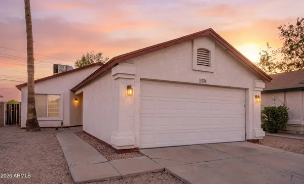 $1,800 | 11924 North 74th Lane, Peoria, AZ 85345