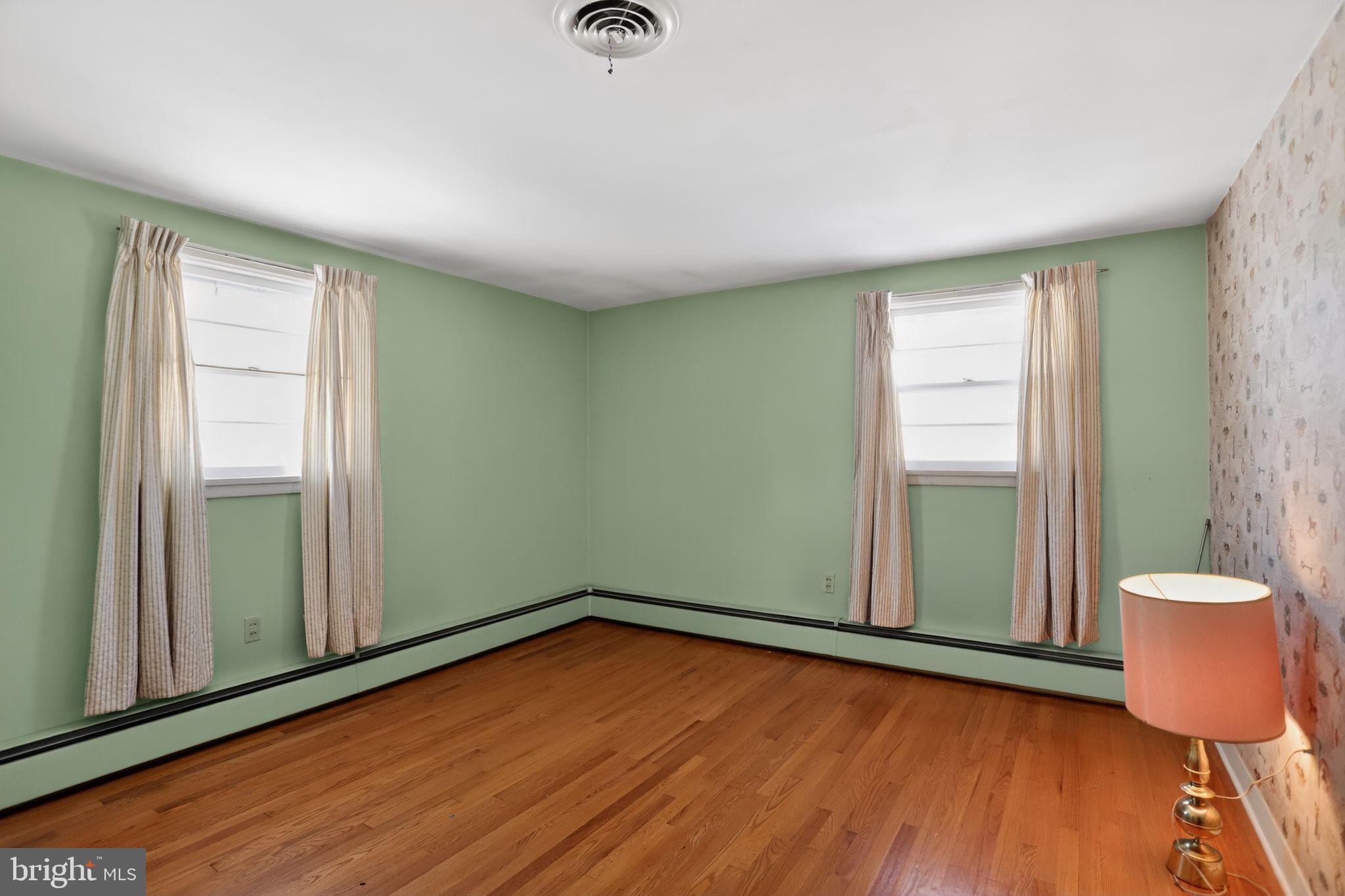 10 Taylor Street Bristol, PA 19007 - Photo 11 of 17 Bright, airy 2nd bedroom