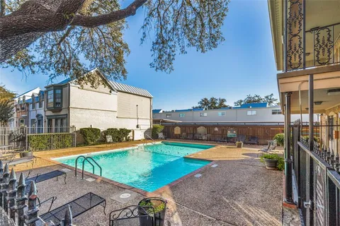 $175,000 | 9843 Park Ln Court, Dallas, TX 75220