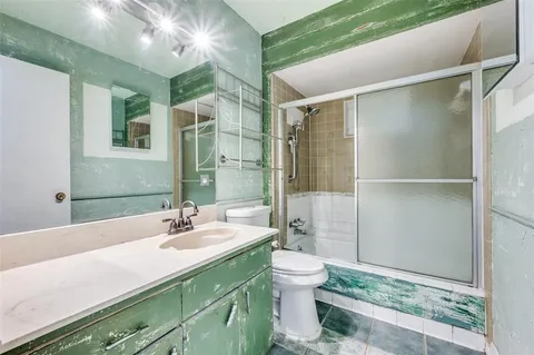 $169,900 | 9843 Park Ln Court, Dallas, TX 75220