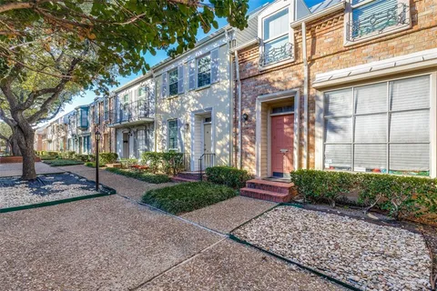 $169,900 | 9843 Park Ln Court, Dallas, TX 75220