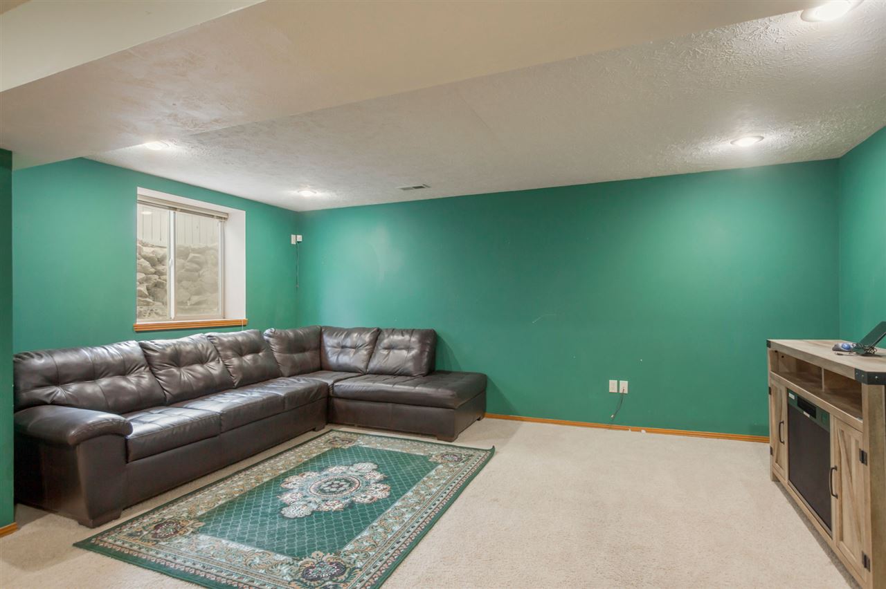 7703 Rock Ridge Drive Spokane, WA 99208 - Photo 17 of 20 Gallery Image 17
