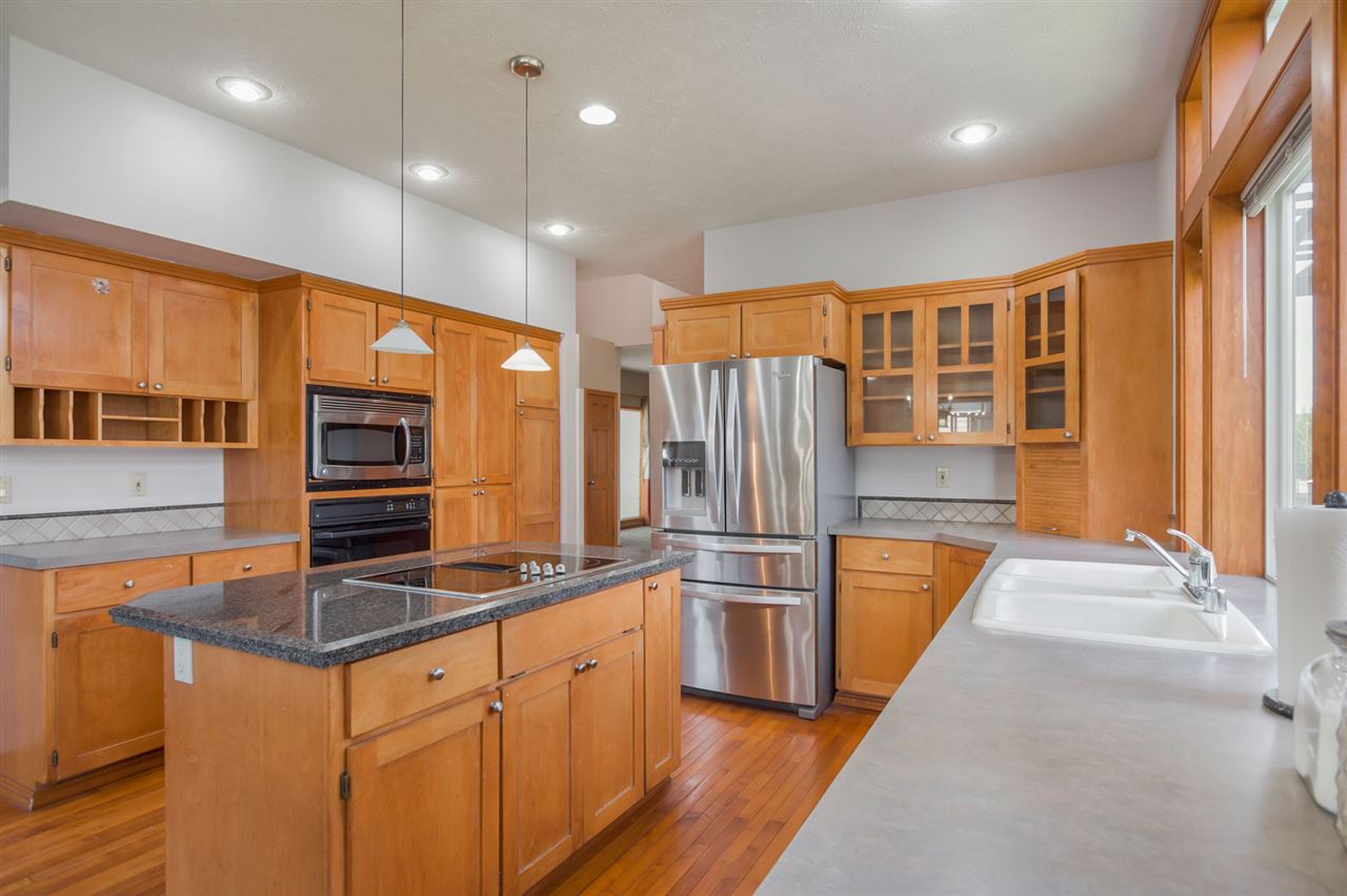 7703 Rock Ridge Drive Spokane, WA 99208 - Photo 7 of 20 Gallery Image 7